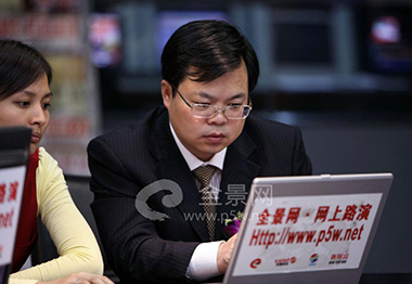 浙江AG尊龙凯时新型建材股份有限公司董事---谢瑾琨先生 在回答网上投资者提问